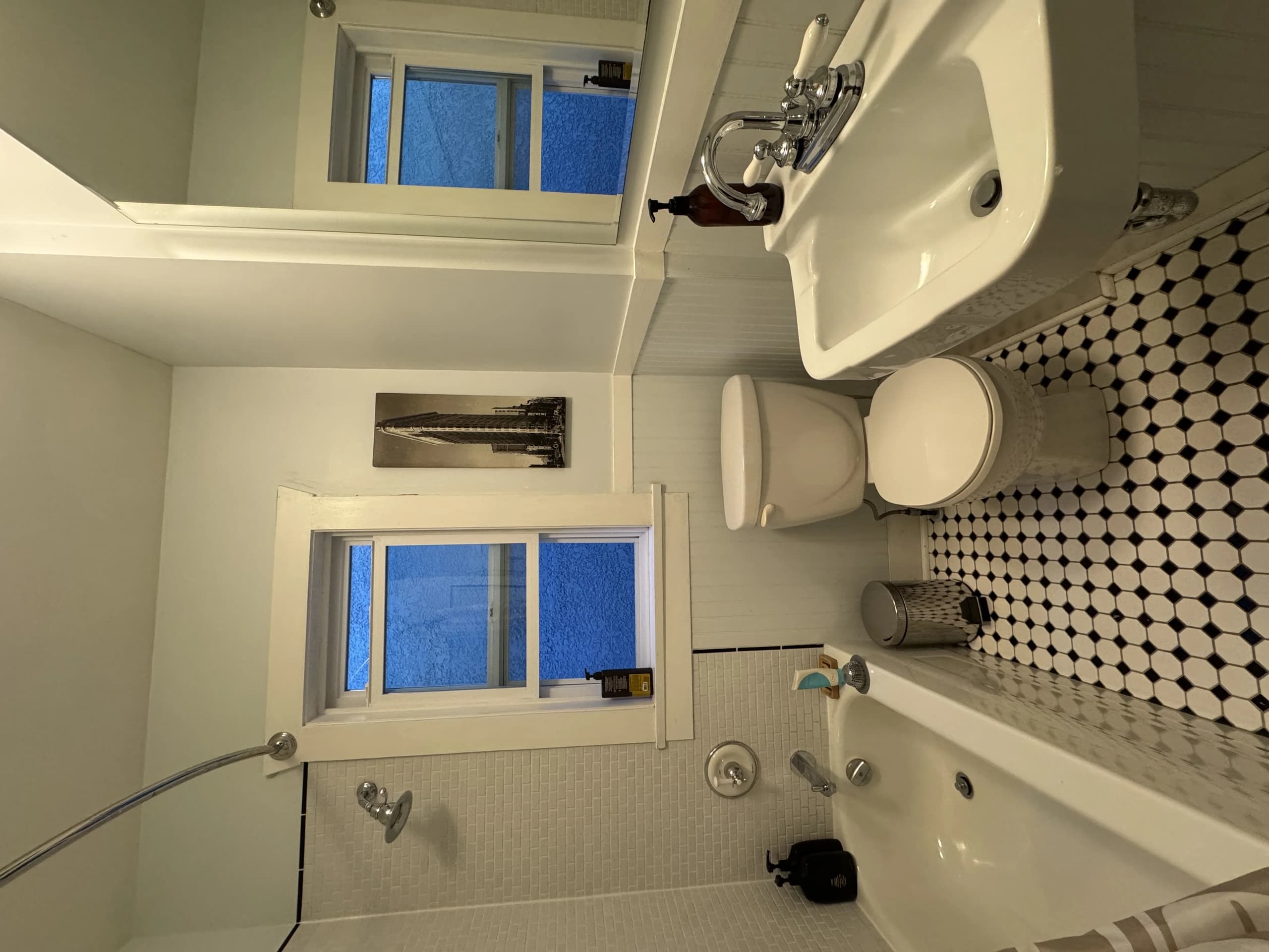 Spotless Burnaby bathroom after deep cleaning with gleaming fixtures and sanitized surfaces